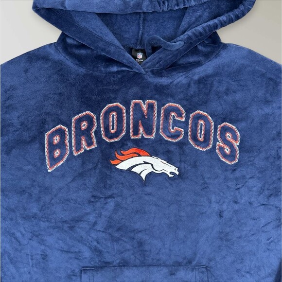 Denver Broncos Women's Velour Hoodie Sweatshirt Blue NFL Team Apparel Sz Sm - Picture 2 of 7